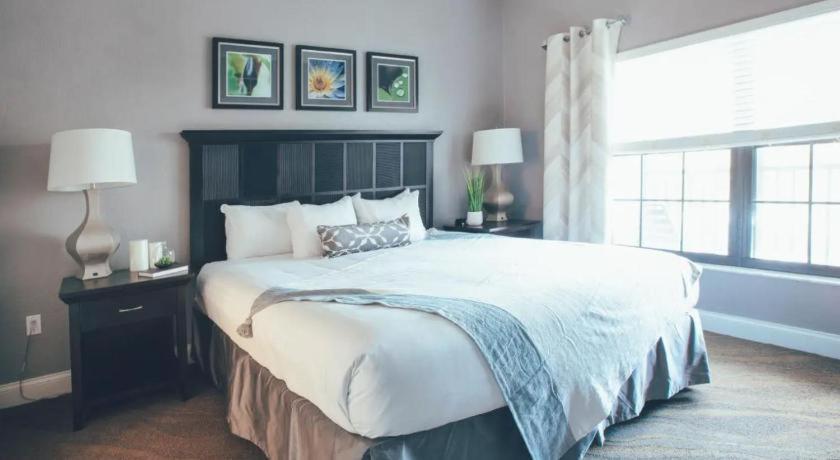 Holiday Inn Vacations At Orange Lake Resort East Village 포 코너스 외부 사진